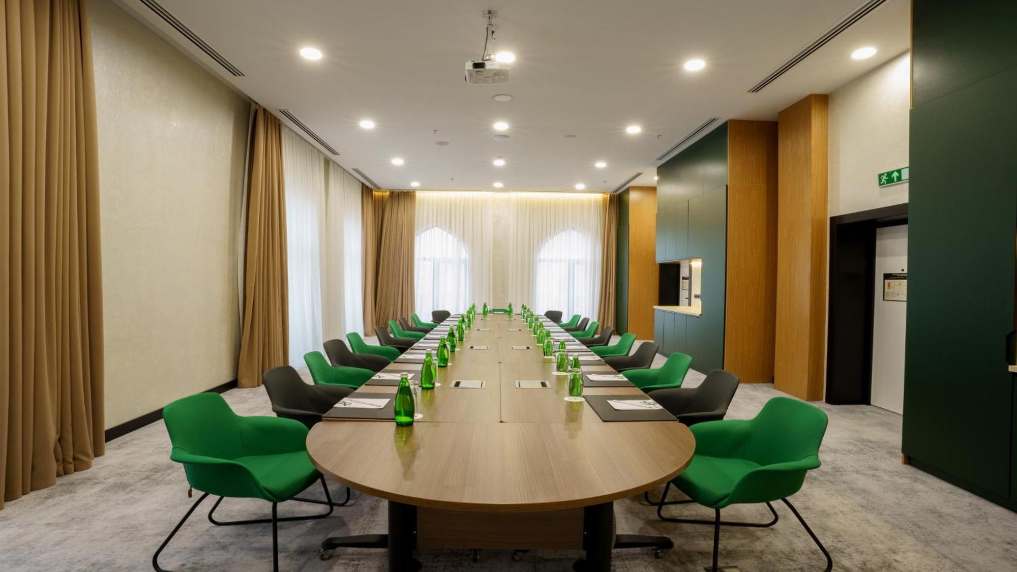 Holiday Inn Tashkent City By Ihg 外观 照片